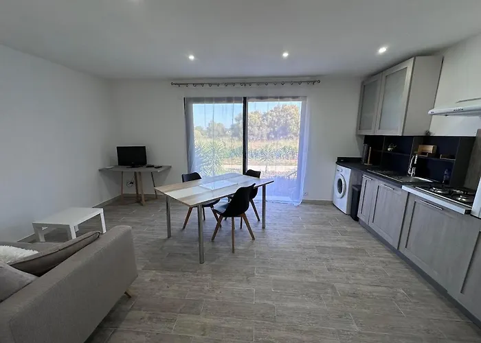 U Terzu - Neuf Spacieux Apartmán Aléria